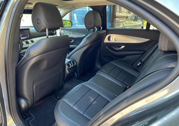 Mercedes-Benz Klasa E cena 149900 przebieg: 41148, rok produkcji 2016 z Ostrzeszów małe 379